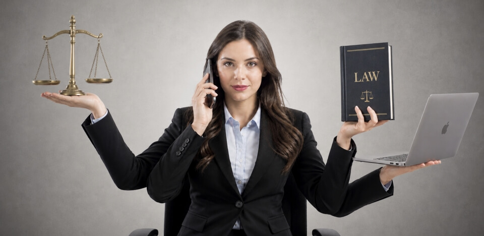 Finding the Right Lawyer in the UAE